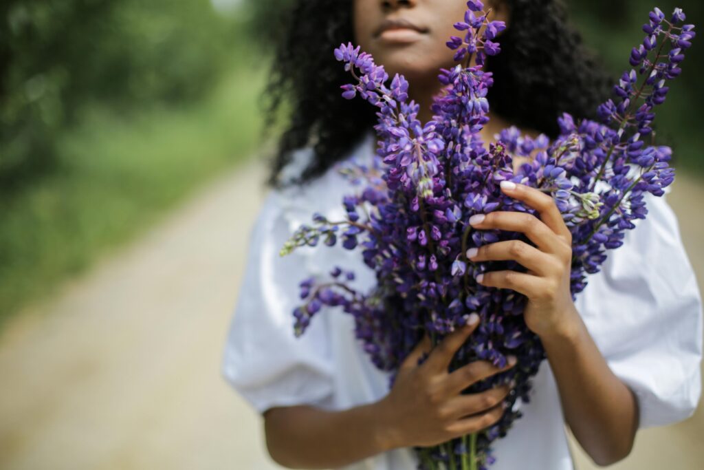 Beautiful Ways to Wear the Color Purple
